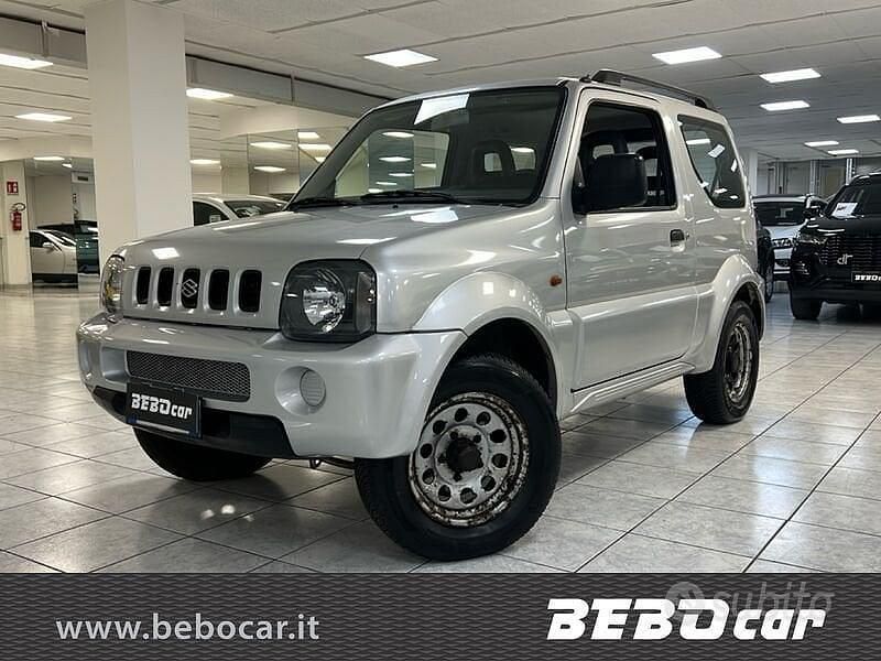 Usata Suzuki Jimny 80 CV (58 kW) 2001 Grigio SUV