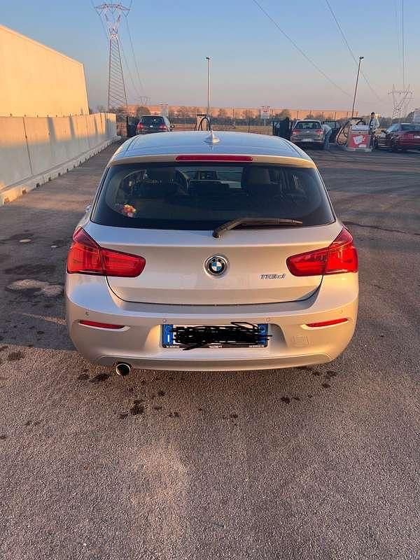 Usata BMW 118 Advantage 150 CV (110 kW) 2018 Utilitaria