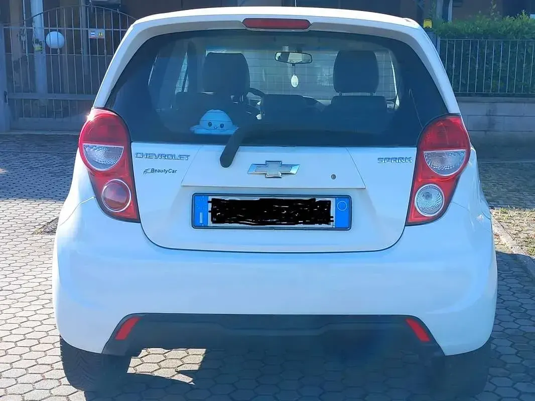 Usata Chevrolet Spark LS 68 CV (50 kW) 2013 Bianco Utilitaria