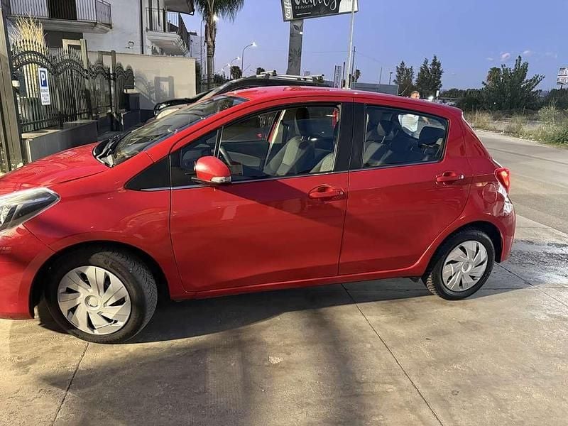 Usata Toyota Yaris 69 CV (50 kW) 2015 Berlina
