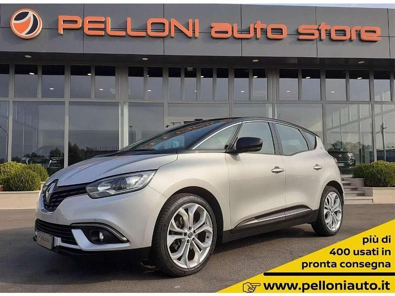 Usata Renault Scénic IV 110 CV (80 kW) 2019 Argento / metallizzato Monovolume