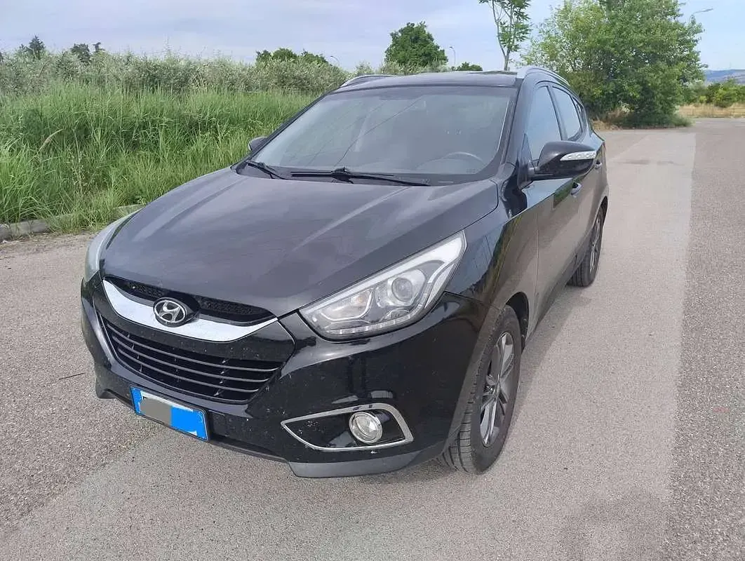 Usata Hyundai ix35 Comfort 116 CV (85 kW) 2014 Nero SUV