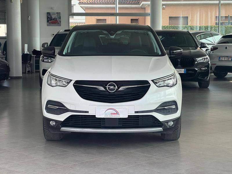 Usata Opel Grandland X Ultimate 131 CV (96 kW) 2020 Viola SUV