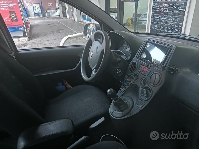 Usata Fiat Panda 4x4 Climbing 69 CV (50 kW) 2012 Grigio Utilitaria