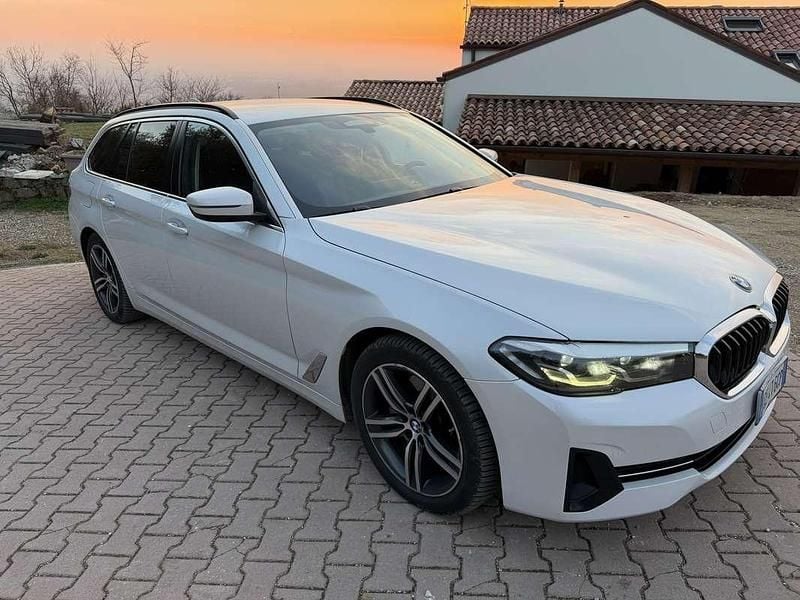 Usata BMW 520 Luxury Line 190 CV (139 kW) 2021 Station wagon