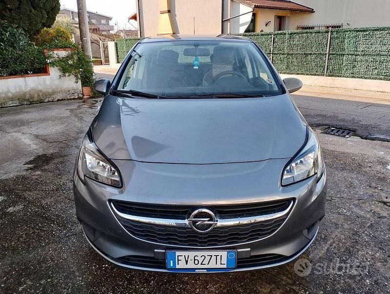 Usata Opel Corsa 85 CV (62 kW) 2020 Grigio Berlina