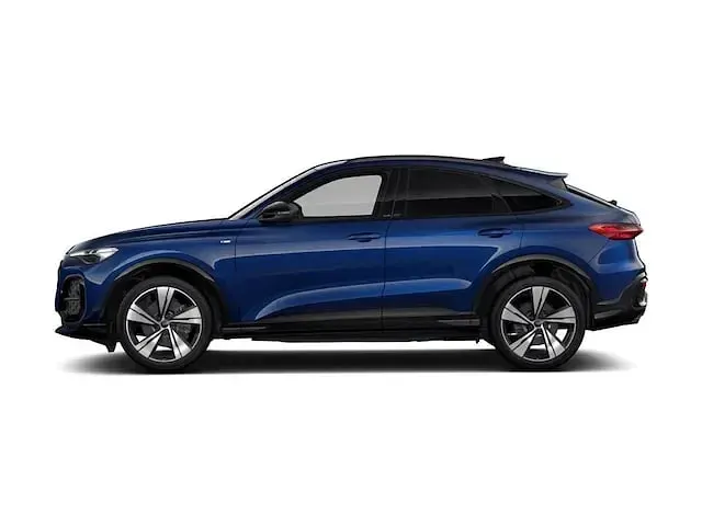 Usata Audi Q5 Sportback Edition .1 204 CV (150 kW) 2025 Blu navarra metallizzato SUV