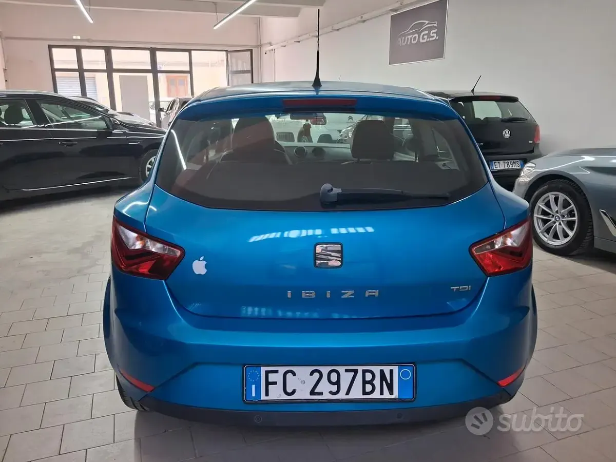Usata Seat Ibiza CONNECT 75 CV (55 kW) 2016 Blu Coupé