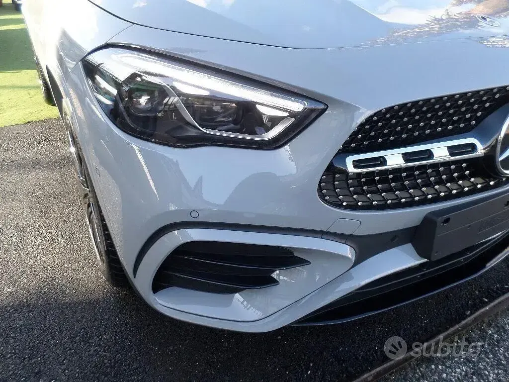 Nuova Mercedes GLA200 AMG line 150 CV (110 kW) 2026 Blu SUV