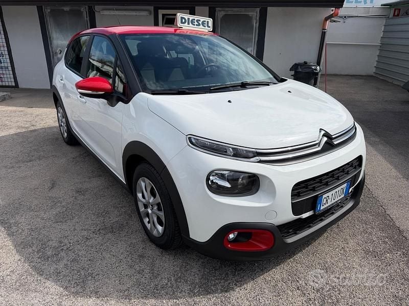 Usata Citroën C3 Shine 101 CV (74 kW) 2019 Bianco Utilitaria