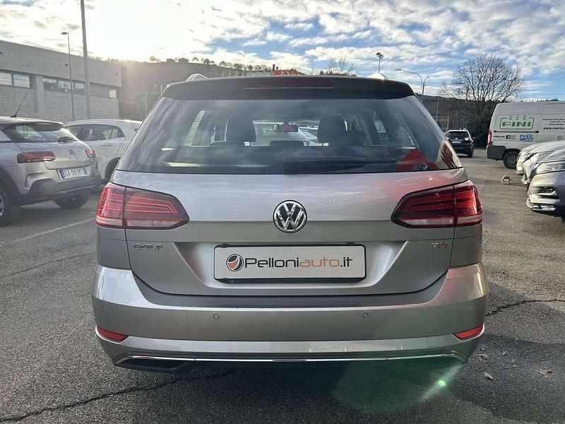 Usata VW Golf VII Highline 116 CV (85 kW) 2017 Argento Station wagon
