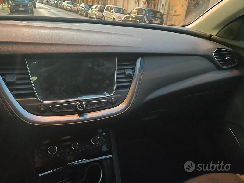Nero Usata 2017 Opel Grandland X SUV | 13.500 € (Buon prezzo) - Immagine 1/4