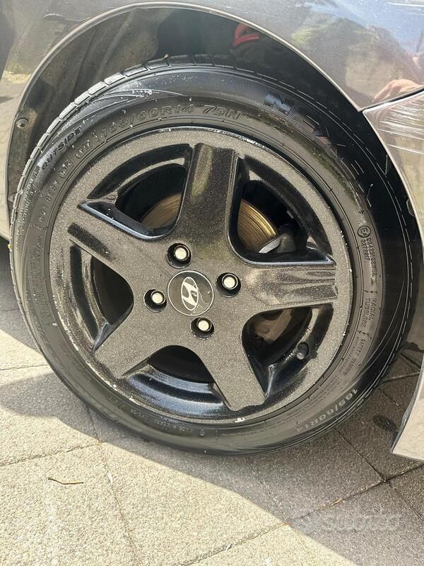 Usata Hyundai i10 69 CV (50 kW) 2012 Grigio Utilitaria