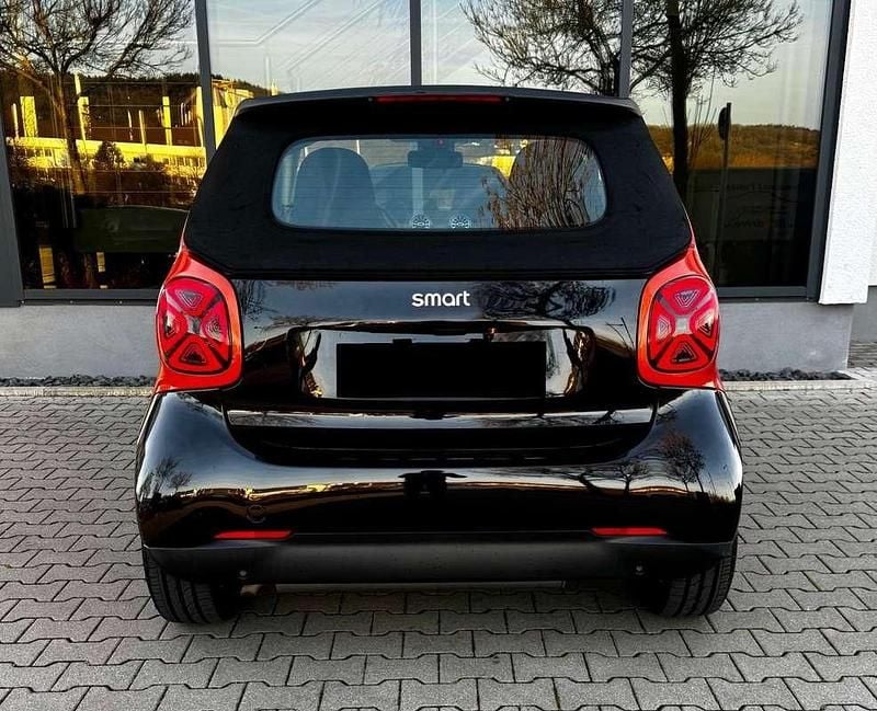 Usata Smart ForTwo Cabrio 71 CV (52 kW) 2016 Nero Cabrio