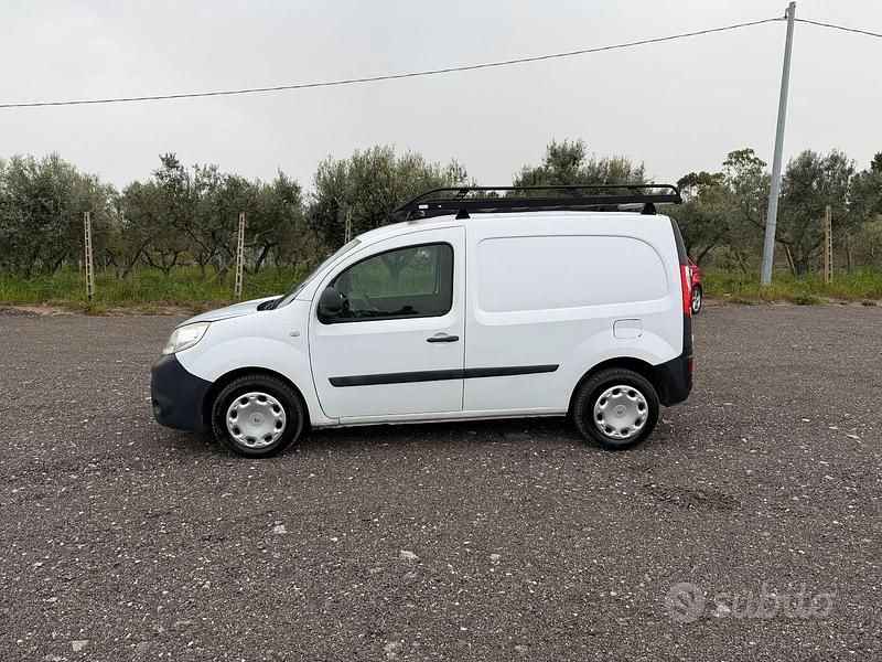 Usata Renault Kangoo 75 CV (55 kW) 2015 Bianco Monovolume