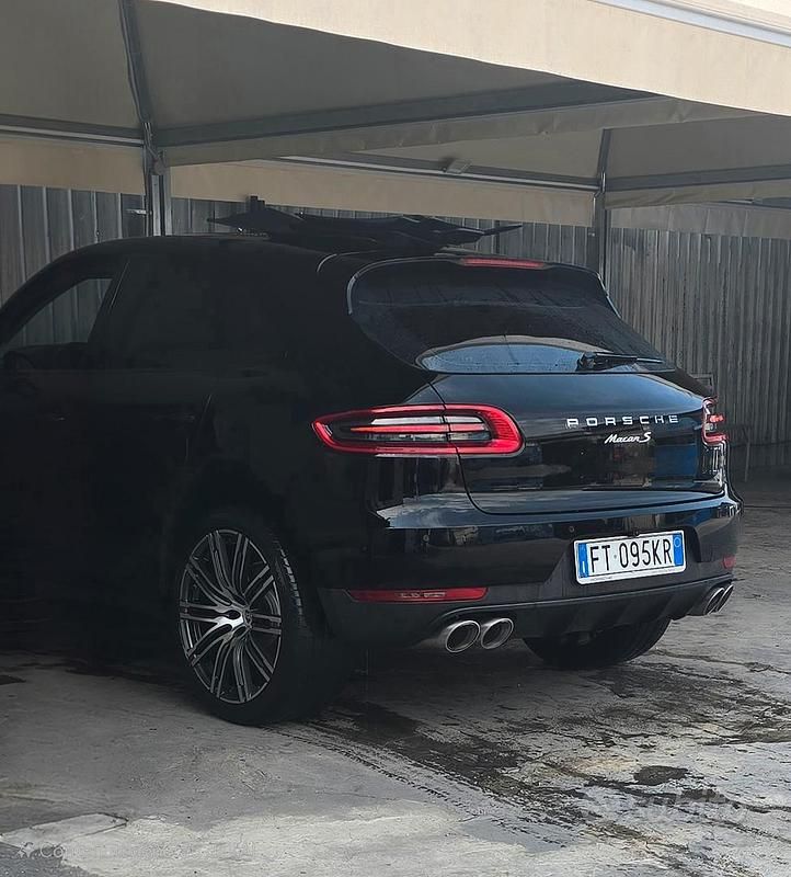 Usata Porsche Macan 250 CV (183 kW) 2015 Nero SUV