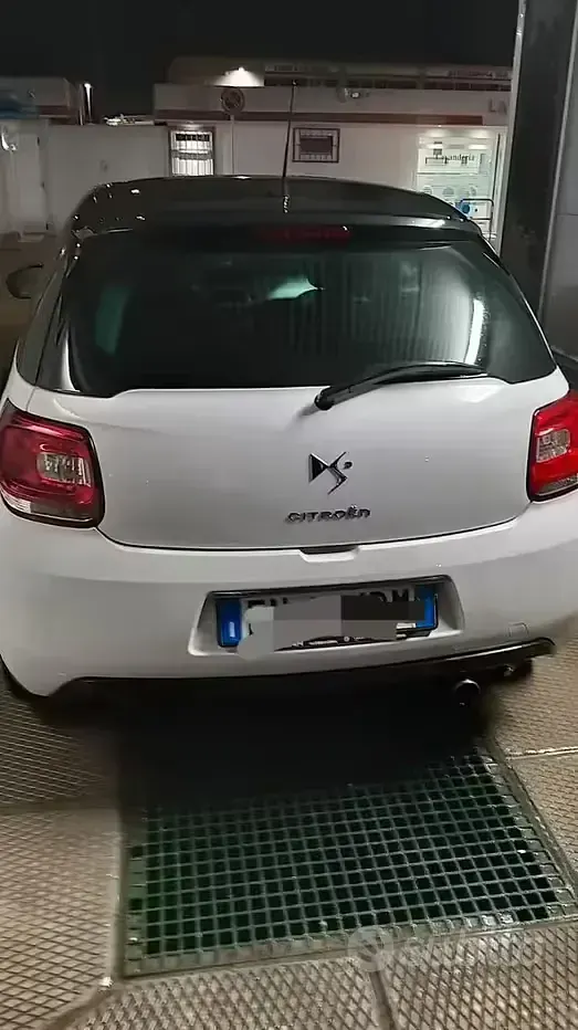 Usata DS Automobiles DS3 Chic 95 CV (69 kW) 2012 Bianco