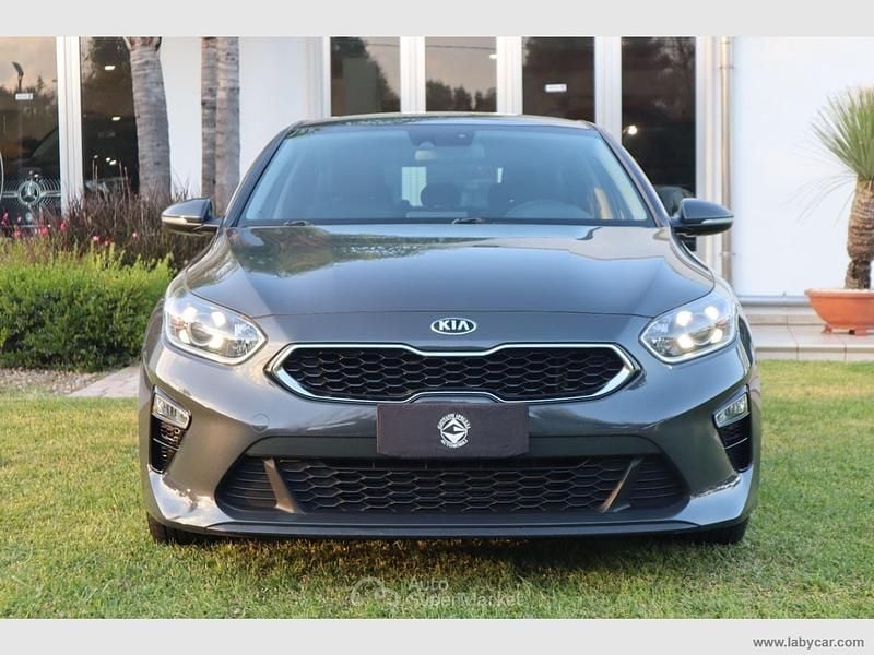 Usata Kia Ceed 116 CV (85 kW) 2020 Grigio Utilitaria