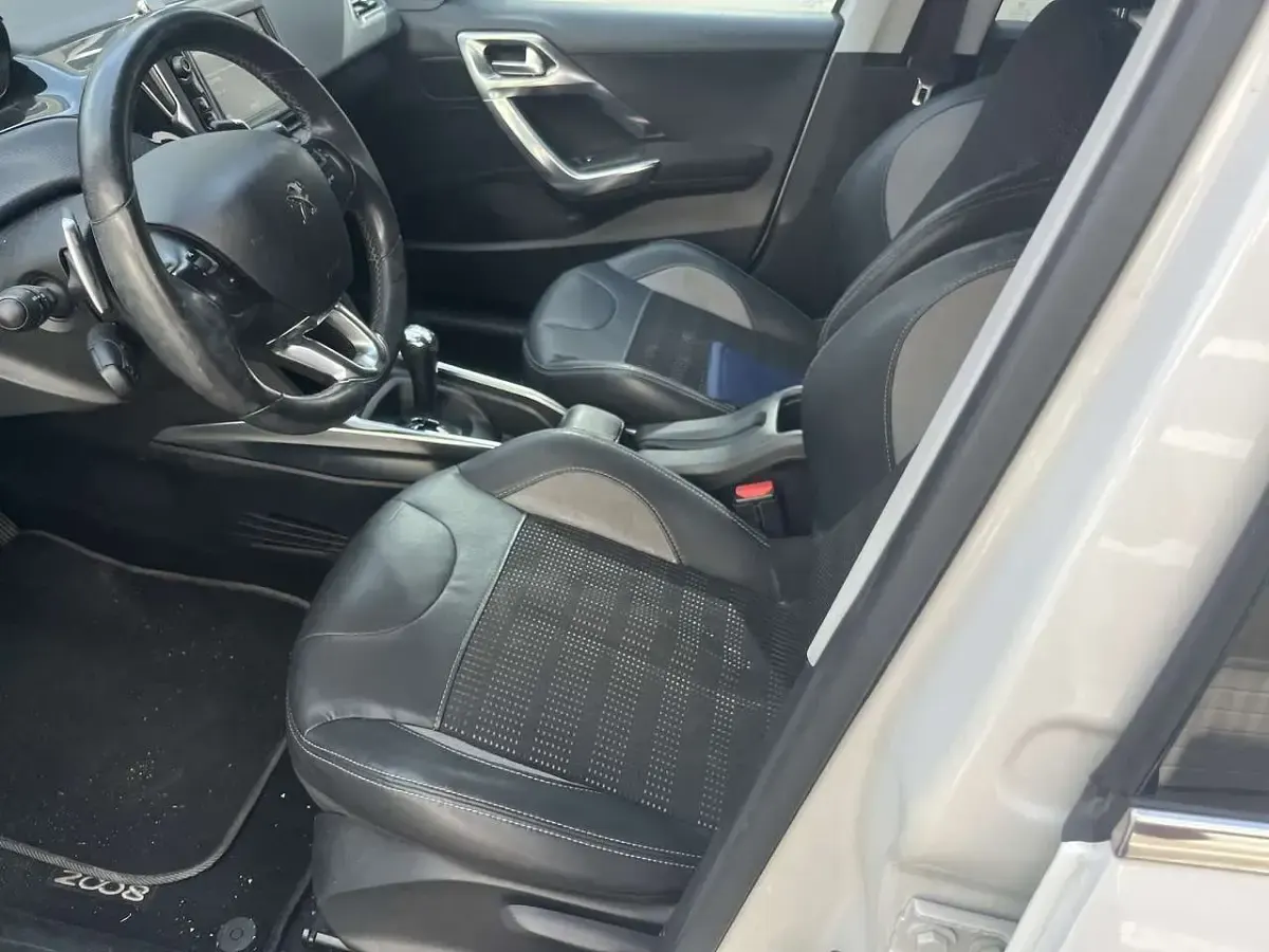 Usata Peugeot 3008 Allure 114 CV (83 kW) 2015 Other Station wagon
