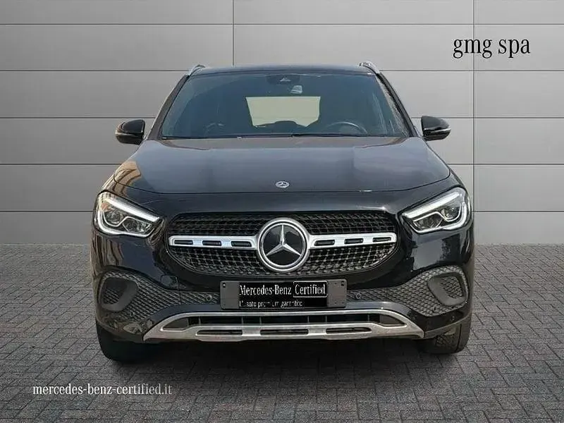 Usata Mercedes GLA180 116 CV (85 kW) 2022 Nero SUV