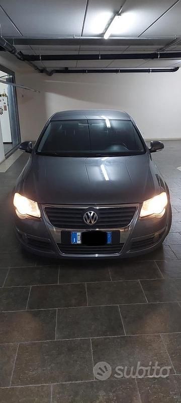 Usata VW Passat 2006 Grigio Berlina