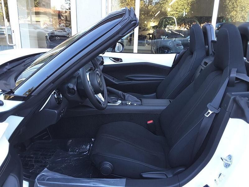 Nuova Mazda MX5 132 CV (97 kW) 2026 Artic white Cabrio