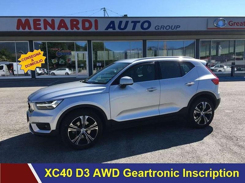 Argento Usata 2019 Volvo XC40 Inscription SUV | 27.900 € (Molto cara) - Immagine 1/4