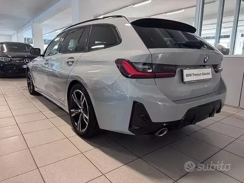 Usata BMW 318 M Sport 150 CV (110 kW) 2024 Grigio Station wagon