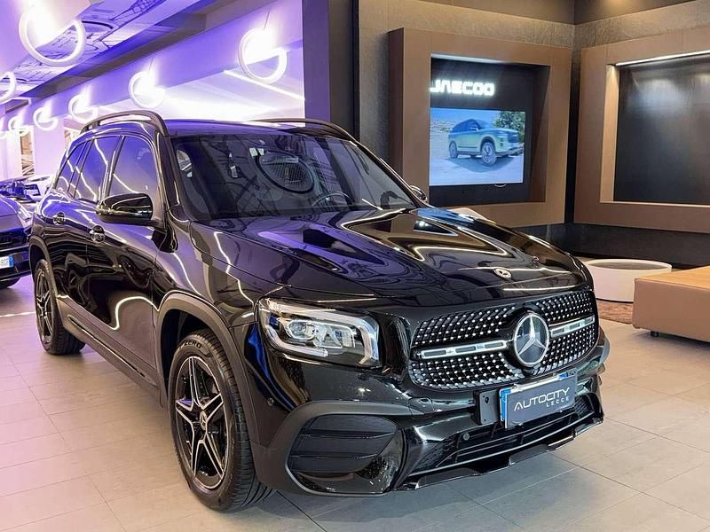 Nero Usata 2022 Mercedes GLB200 AMG line SUV | 37.900 € (Buon prezzo) - Immagine 1/4