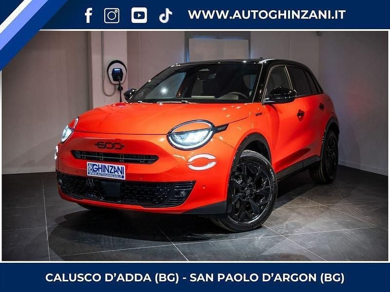 Nuova Fiat 600 Sport 145 CV (106 kW) 2026 Arancione SUV