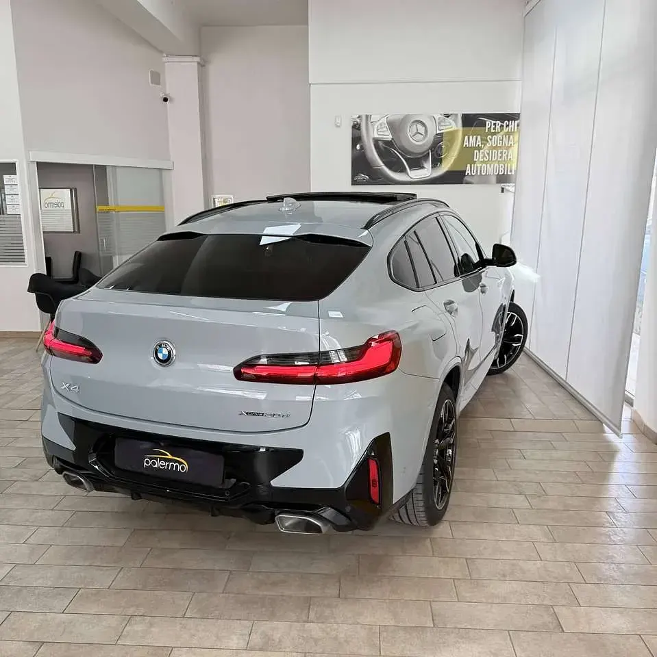 Usata BMW X4 M Sport 249 CV (183 kW) 2023 Grigio SUV