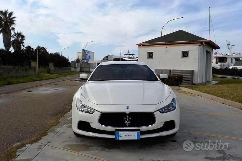 Usata Maserati Ghibli 410 CV (301 kW) 2015 Bianco Berlina