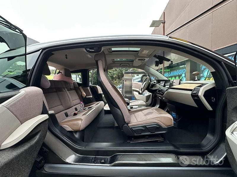 Usata BMW i3 75 kW (102 CV) 2020 Blu Utilitaria