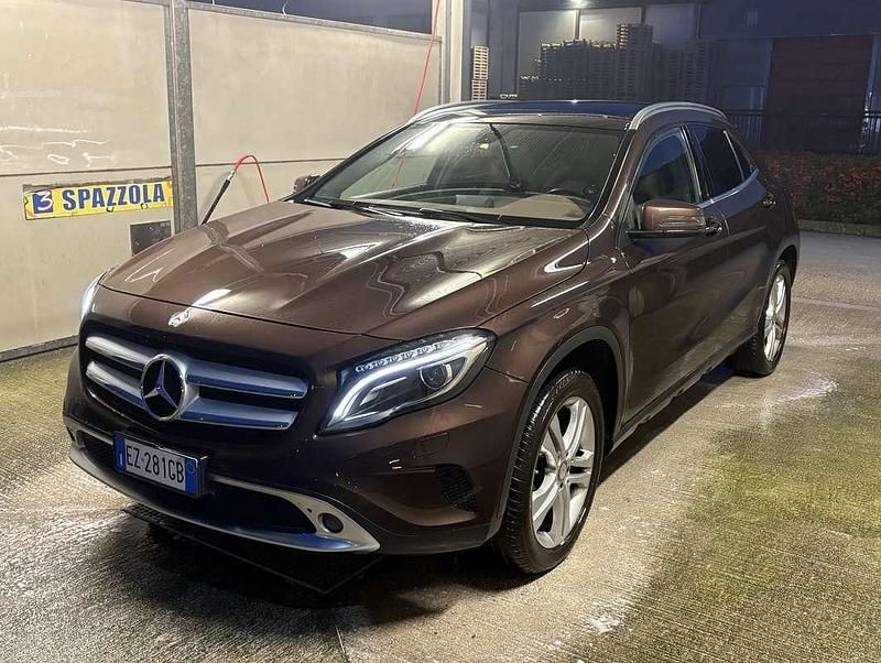 Usata Mercedes GLA200 136 CV (100 kW) 2015 SUV