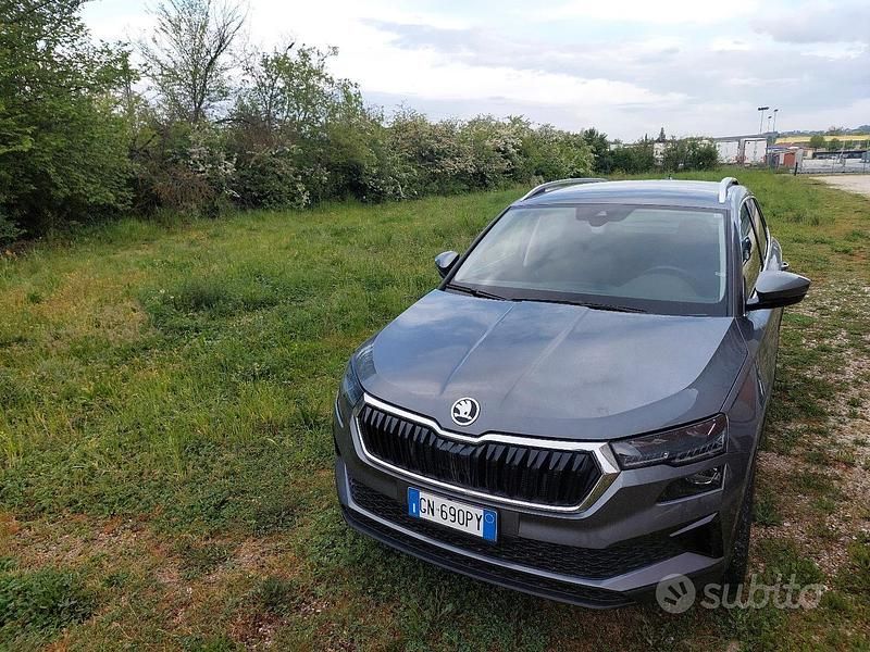Usata Skoda Karoq 150 CV (110 kW) 2023 Grigio SUV