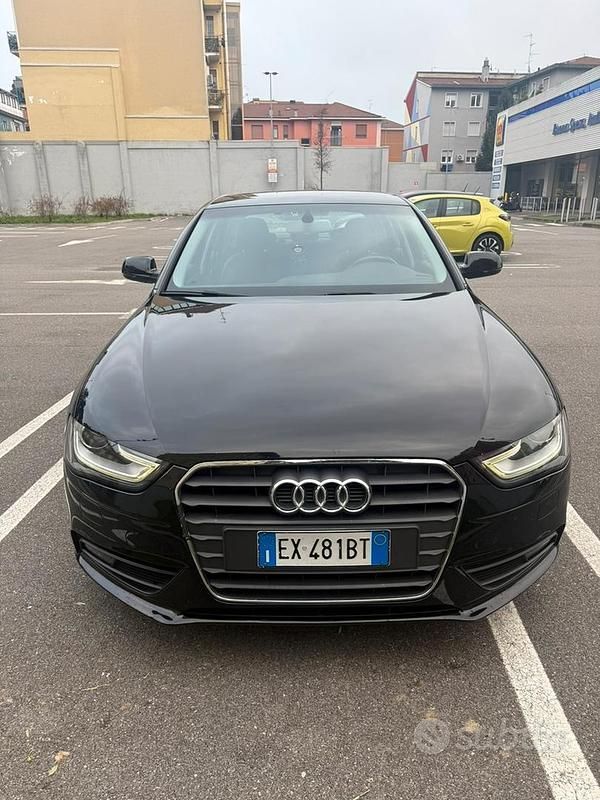 Nero Usata 2014 Audi A4 Tre volumi | 10.000 € - Immagine 1/4