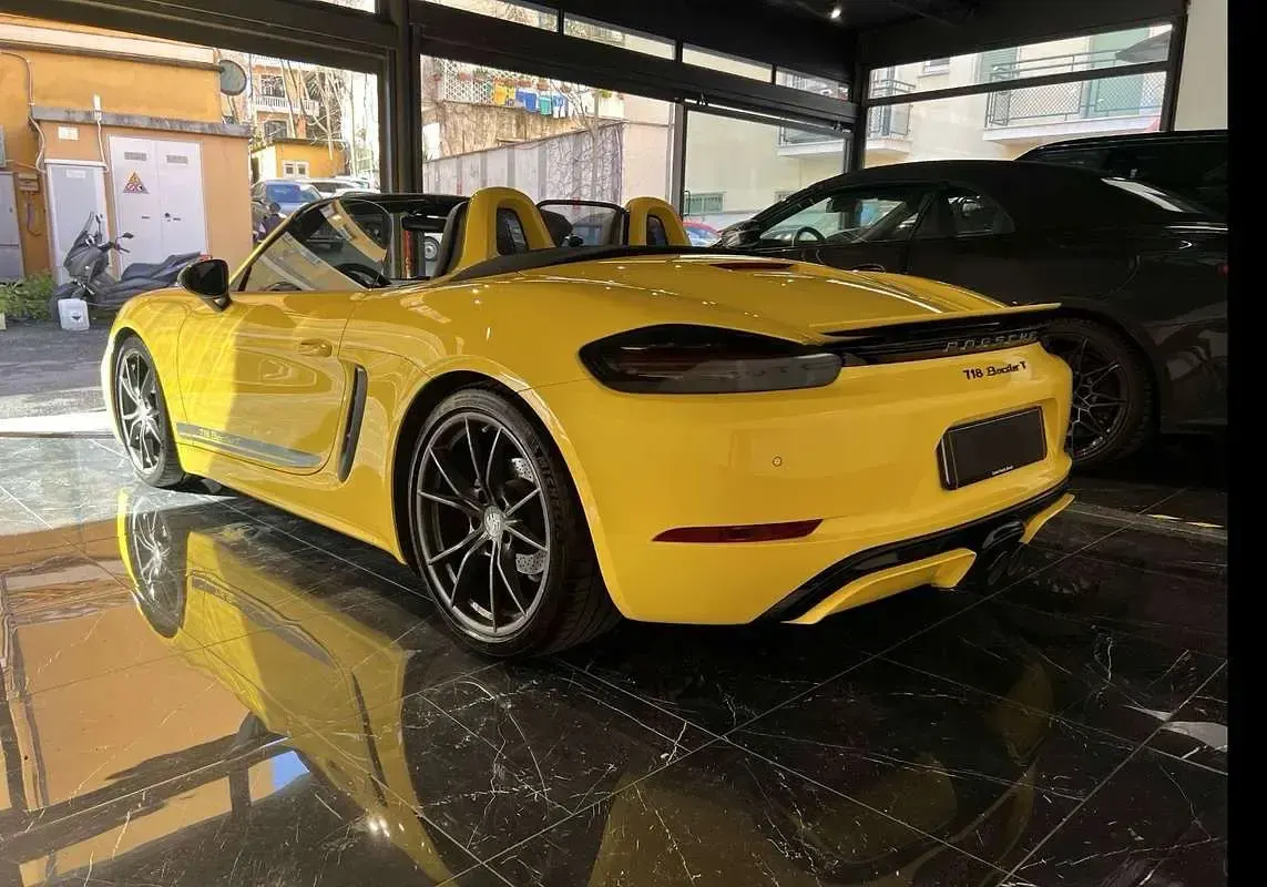 Usata Porsche 718 299 CV (219 kW) 2021 Cabrio