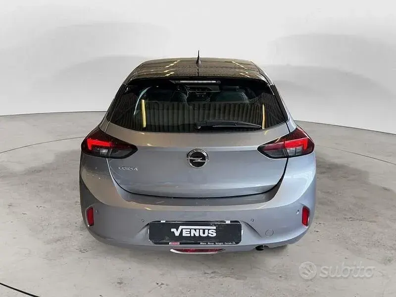 Usata Opel Corsa Elegance 75 CV (55 kW) 2021 Grigio Utilitaria