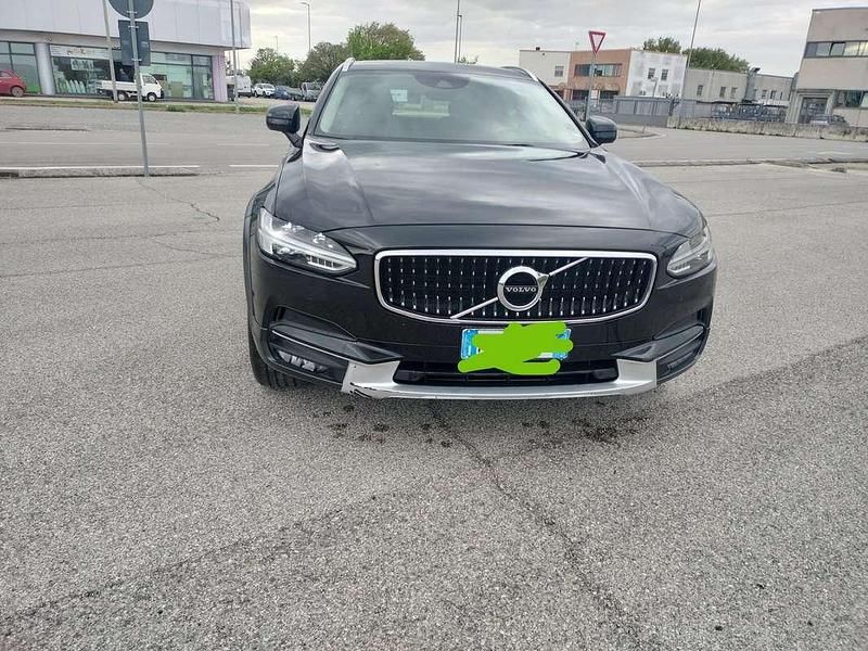 Usata Volvo V90 CC 190 CV (139 kW) 2017 Nero Station wagon