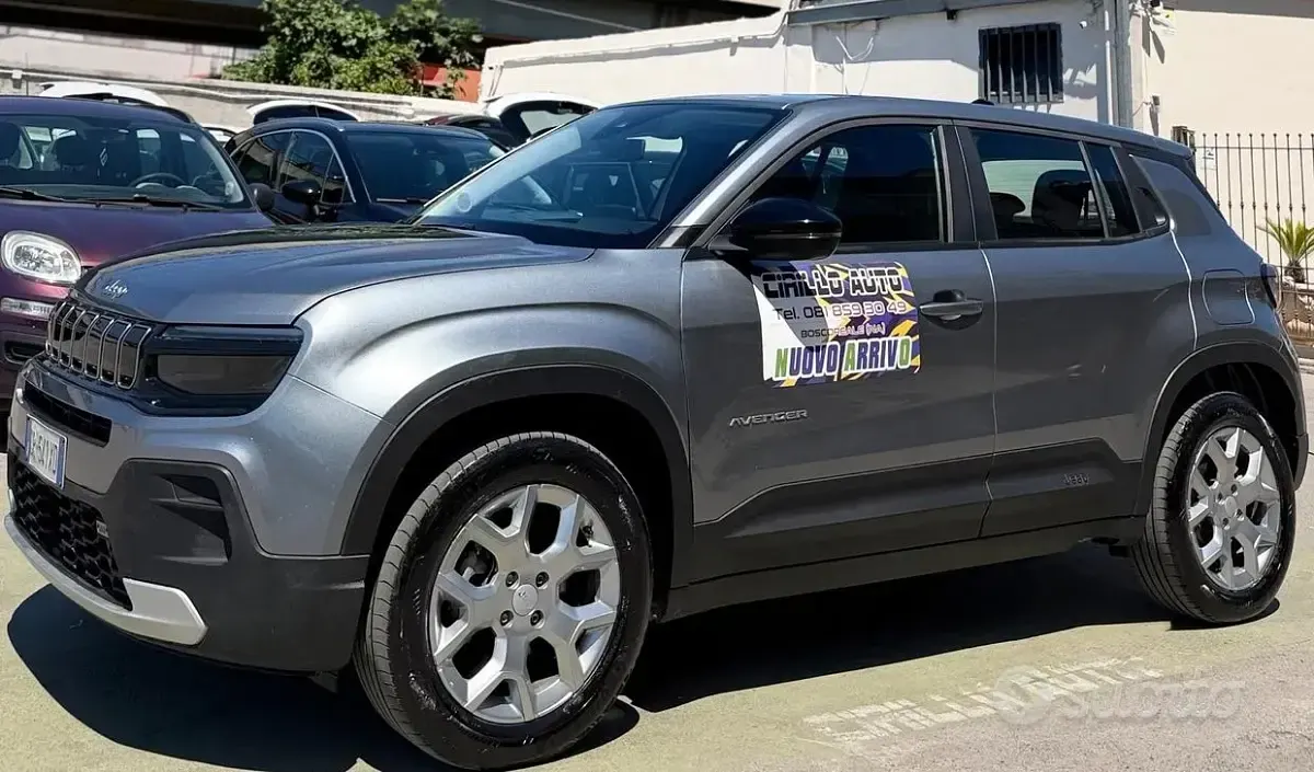 Usata Jeep Avenger Summit 101 CV (74 kW) 2023 Grigio SUV