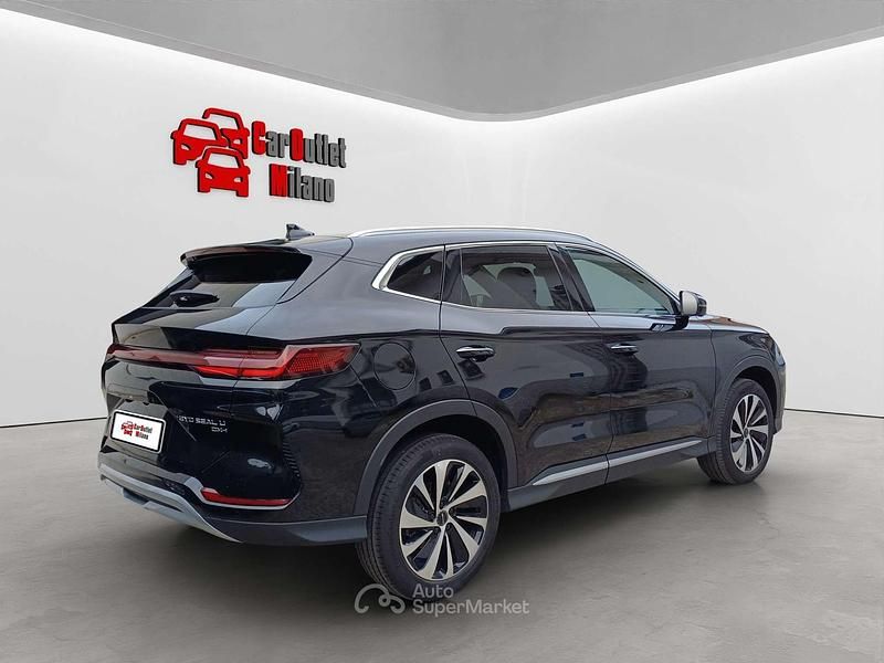 Nuova BYD Seal U Boost 218 CV (160 kW) 2026 Delan black SUV