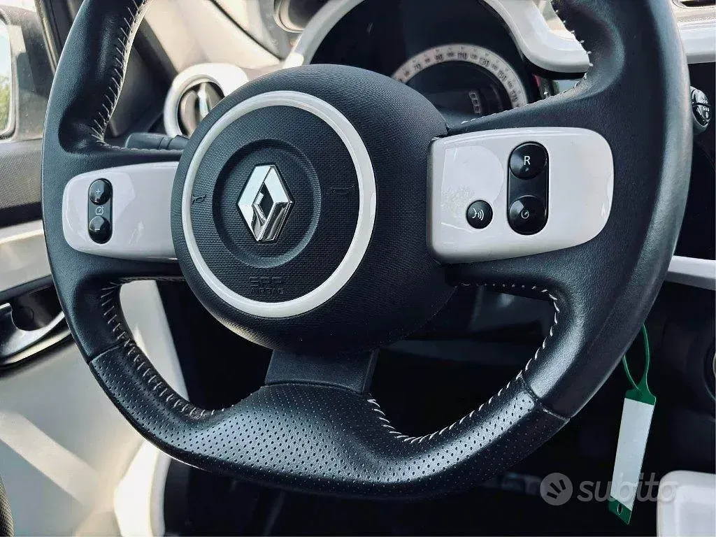Usata Renault Twingo Intens 90 CV (66 kW) 2016 Bianco Utilitaria