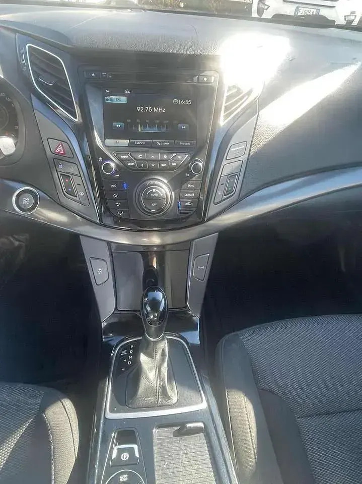 Usata Hyundai i40 Style 136 CV (100 kW) 2014 Bianco Station wagon