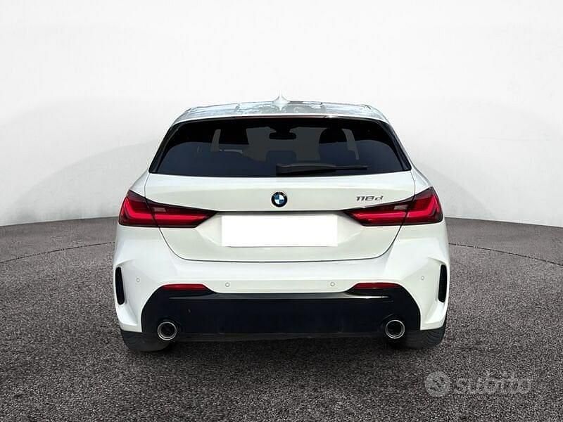 Usata BMW 118 M Sport 150 CV (110 kW) 2021 Bianco Utilitaria