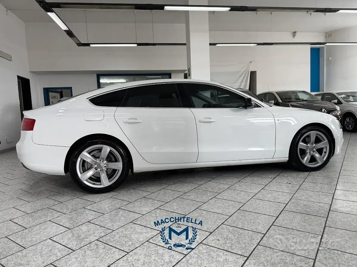 Usata Audi A5 Advanced 177 CV (130 kW) 2012 Bianco Coupé
