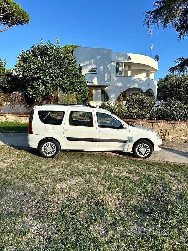 Usata Dacia Duster 2012 Bianco Station wagon