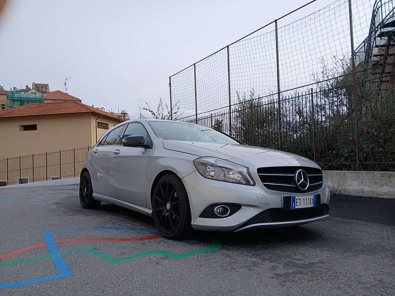 Usata Mercedes A180 109 CV (80 kW) 2014 Berlina