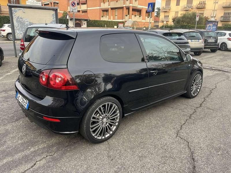 Usata VW Golf IV R 250 CV (183 kW) 2006