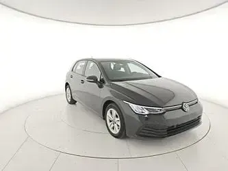 Usata VW Golf VIII Life 116 CV (85 kW) 2024 Utilitaria