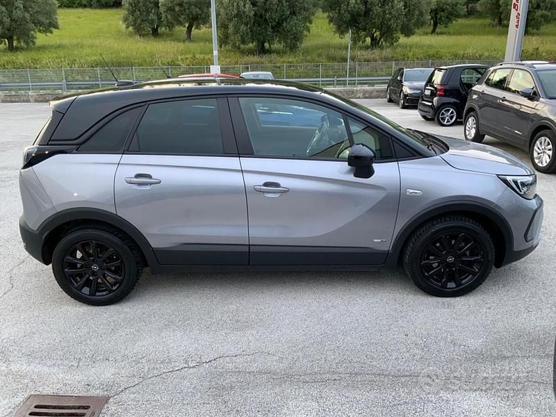 Usata Opel Crossland X Design Edition 83 CV (61 kW) 2022 Grigio SUV
